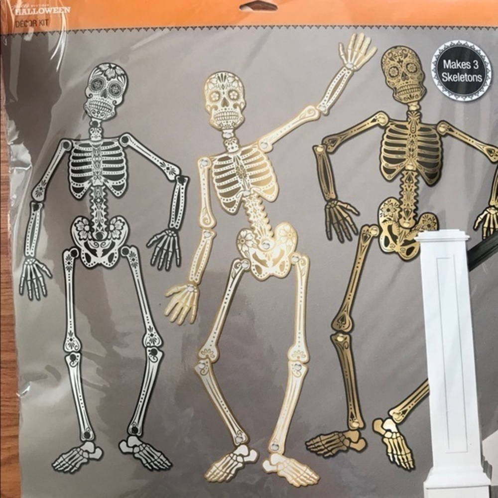 Life size Skeleton Kit makes 3 Brand New crafts Halloween spooky